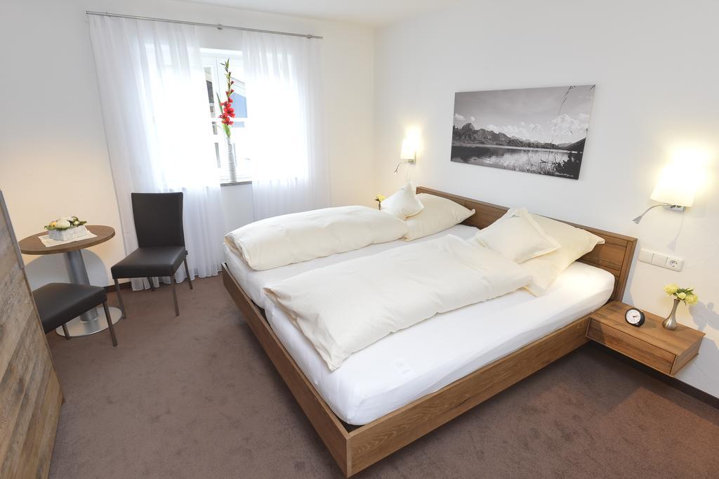 Ferienwohnungen Gerlach Oberstdorf Pokoj fotografie