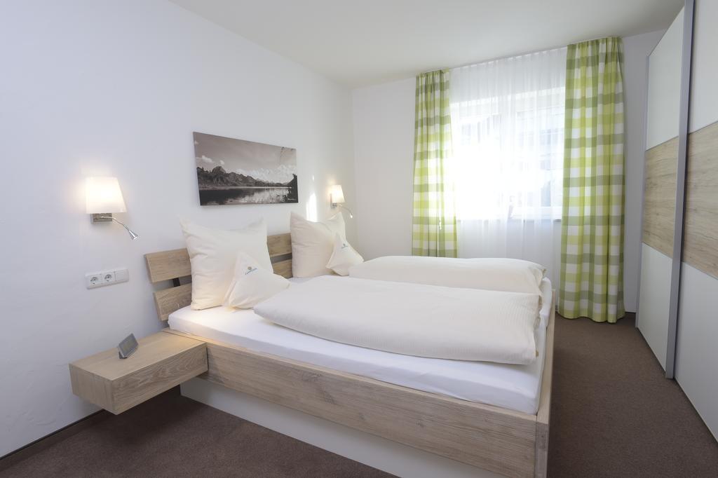 Ferienwohnungen Gerlach Oberstdorf Pokoj fotografie